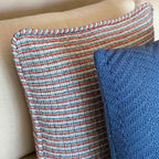 CAPA DE ALMOFADA DE TWEED VERMELHA E AZUL 50X50 CM