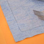 Detalhe do ponto ajour do jogo americano Summer azul, 39x50 cm — Lolahome