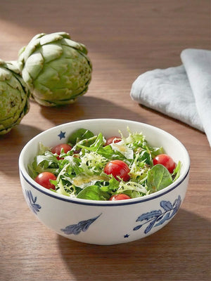 Bowl Giardino em porcelana branca com decoração floral azul, vista lateral do produto