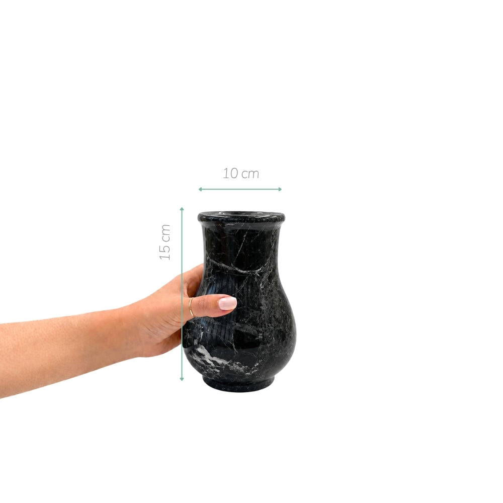 Vaso Jarra Ônix Preto 15cm – foto ambientada – Lolahome