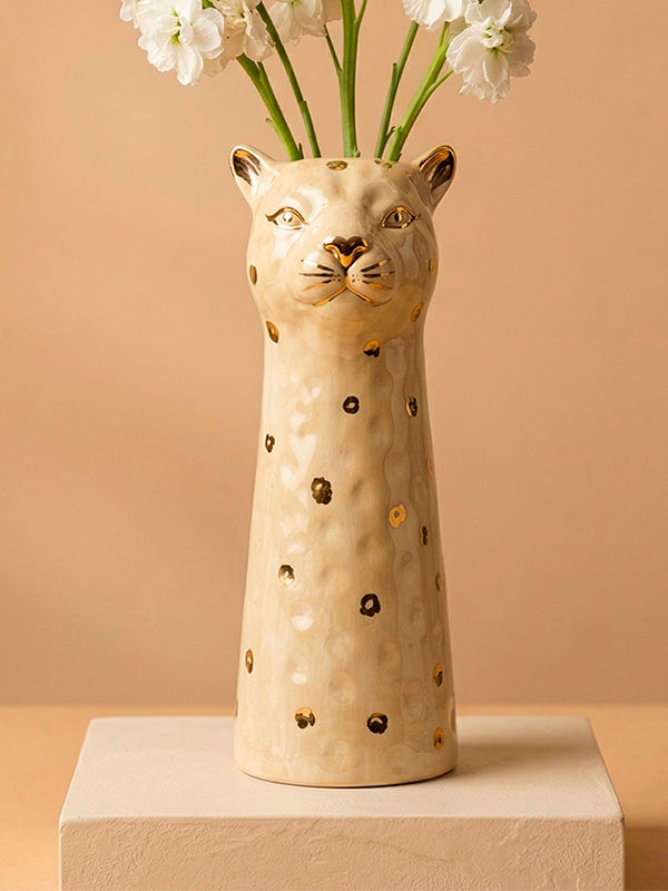 Detalhe dos acabamentos em dourado e ouro do vaso cerâmica leopardo 22 cm – Lolahome