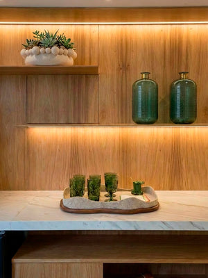 VASO GARRAFA LAPIDAÇÃO XADREZ VERDE OLIVA 32CM