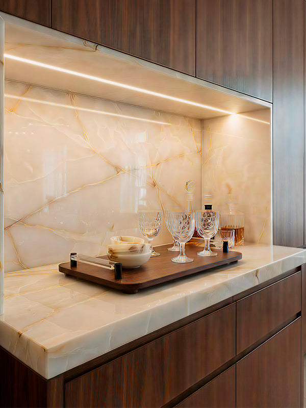 BANDEJA STUDIO EM MADEIRA COM ACRÍLICO 60x34CM