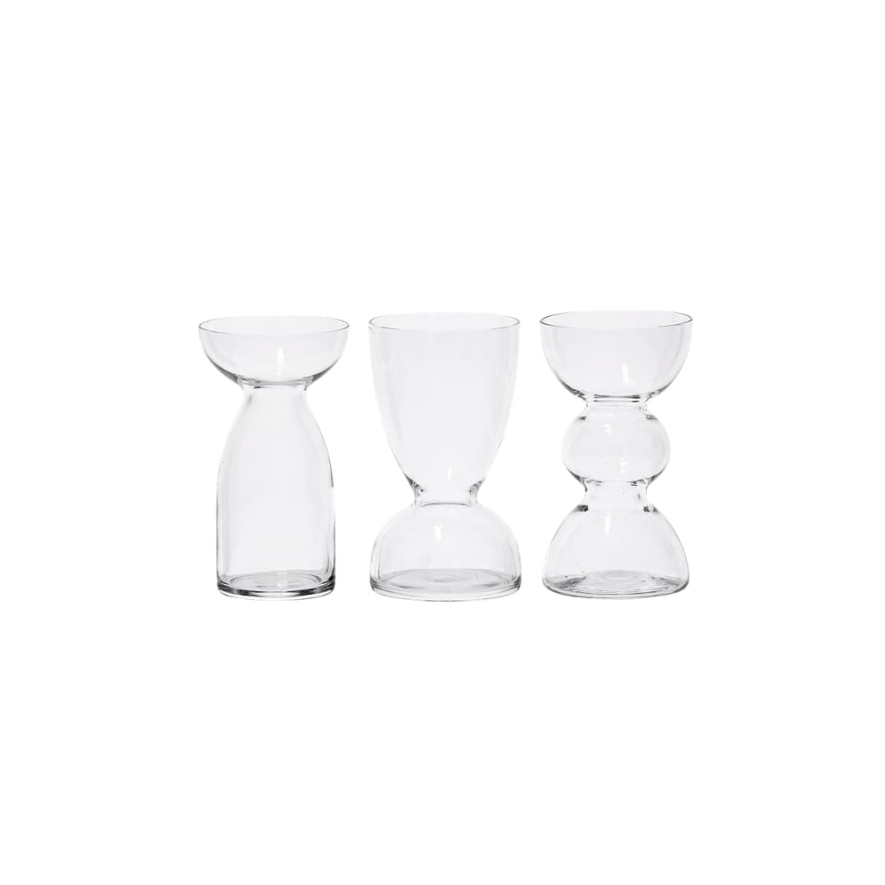 Set com 3 mini vasos de vidro transparente em formatos variados, 12cm de altura