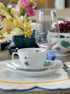 XÍCARA DE CHÁ OU CAFÉ DE PORCELANA COM PIRES FLOWERSCAPE 240ML