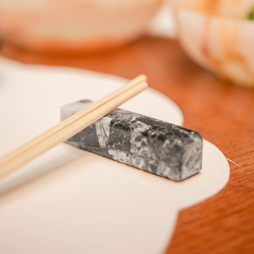 Descanso de talher ônix preto natural importado para mesa posta