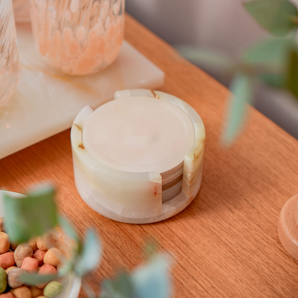 Porta Copo Onix Marfim 9cm – detalhe da pedra natural