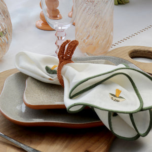 PRATO SOBREMESA ORGANICO CERÂMICA TERRA