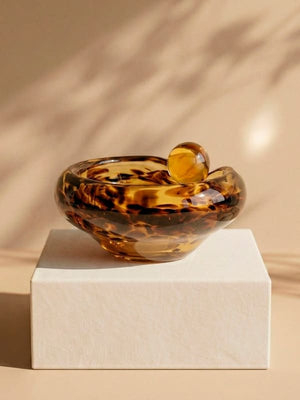 Bowl artesanal em Cristal Murano amarelo com detalhes em marrom, 15x7cm, desenvolvido no Brasil pela Lolahome