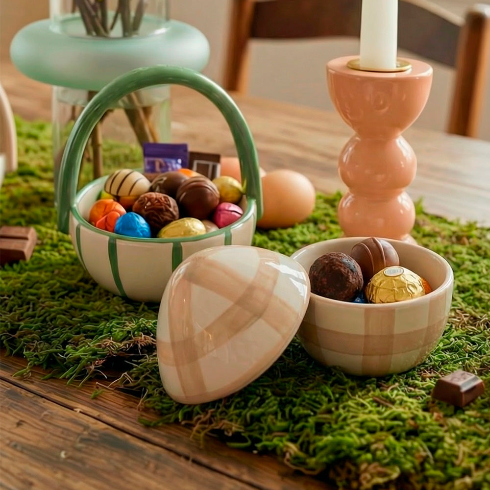 Ovo de Cerâmica Artesanal Xadrez Bege