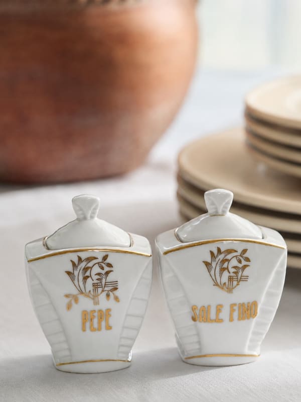 DUPLA SALE E PEPE PORCELANA VINTAGE