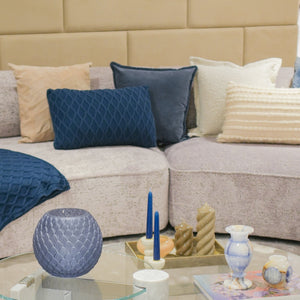 CAPA DE ALMOFADA CAMURÇA NATURAL TRANÇAS AZUL MARINHO 50X50 CM