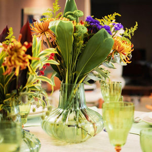 VASO DE VIDRO GOTA VERDE FLORESTA G 25CM