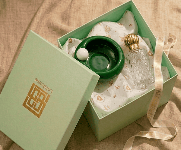 Caixa de presentes dia das mães com bowl de murano e garrafa vintage, exclusivo Lolahome
