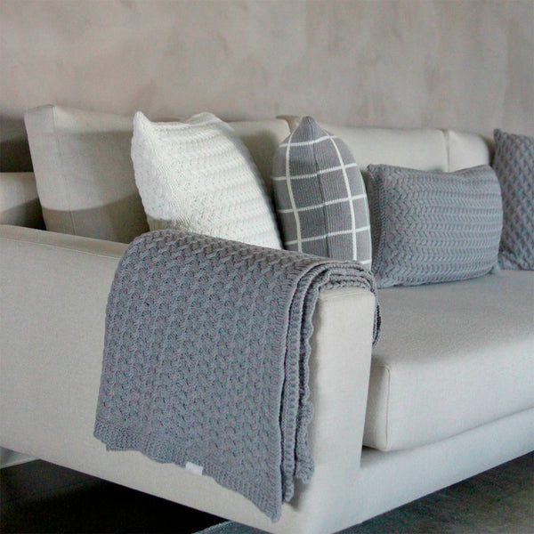 CAPA DE ALMOFADA TRICOT PLUS CESTARIA RIM CINZA 70X35