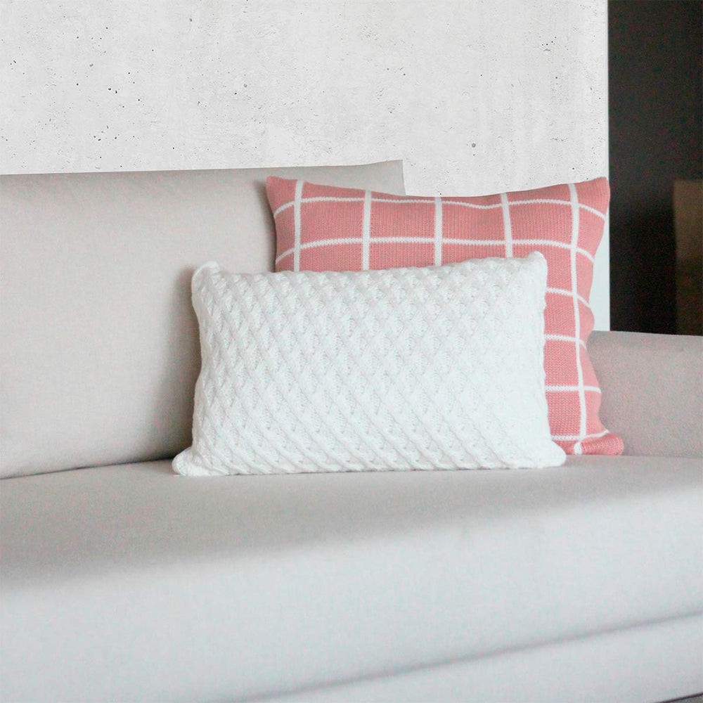 CAPA DE ALMOFADA TRICOT PLUS LOSANGOS OFF WHITE 50X35