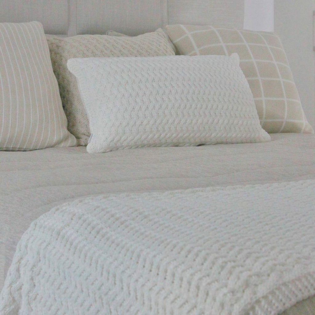 CAPA DE ALMOFADA TRICOT PLUS CESTARIA RIM OFF WHITE 70X35