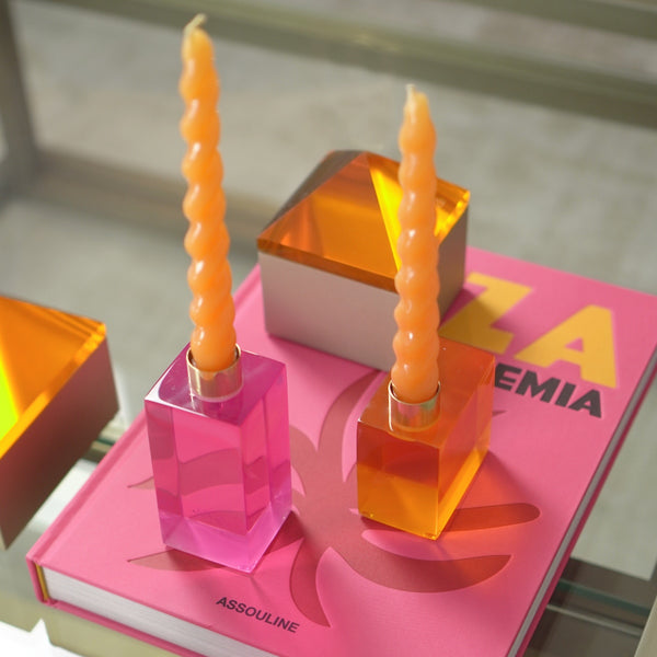 CASTIÇAL RETANGULAR RESINA LARANJA  8 X 5 CM